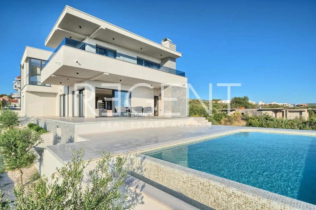 House in Sibenik-Knin County, Croatia 2 - 16005279