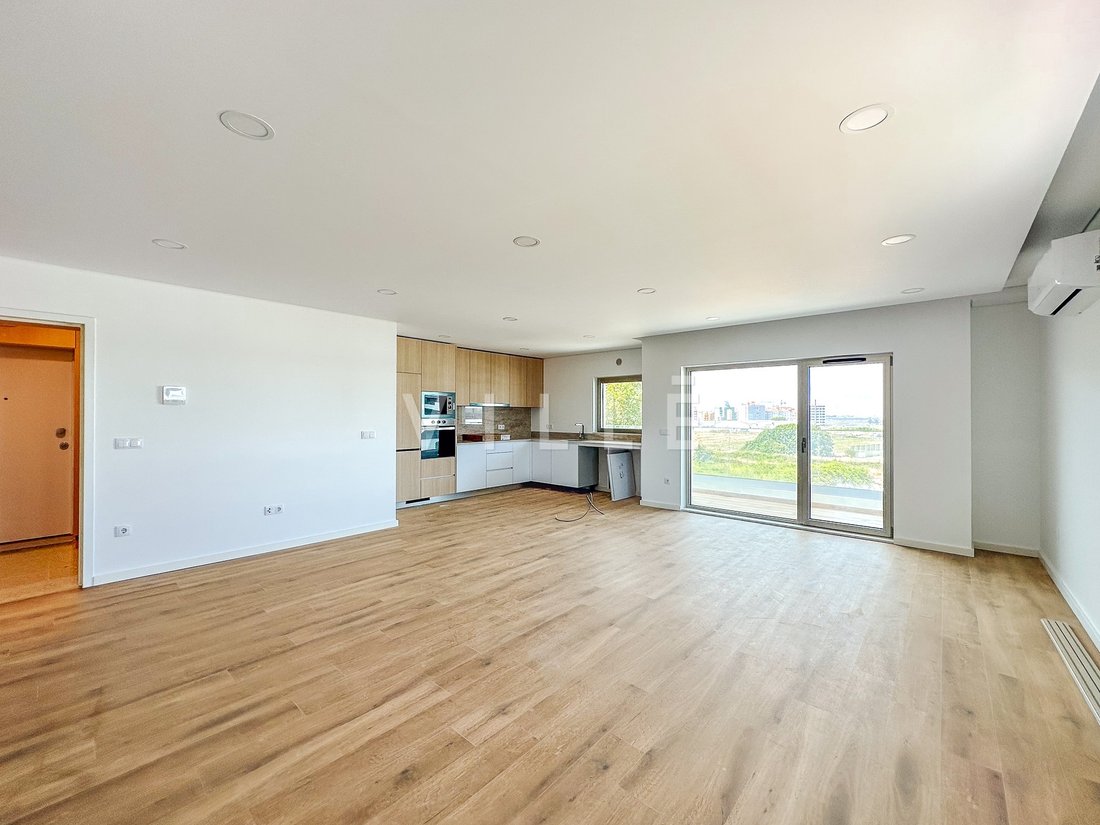 Apartment in Gloria e Vera Cruz, Aveiro District, Portugal 2 - 14167117