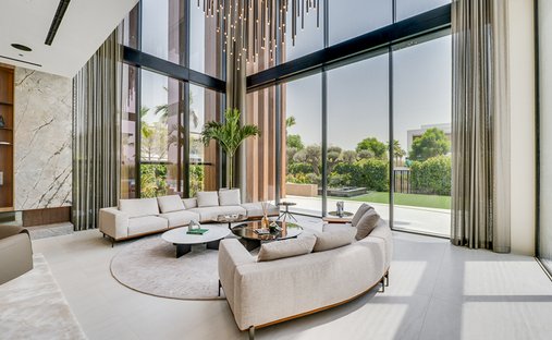 Villa in Dubai, Dubai, United Arab Emirates 1