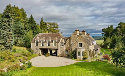 Country House in Dulnain Bridge, Scotland, United Kingdom 1