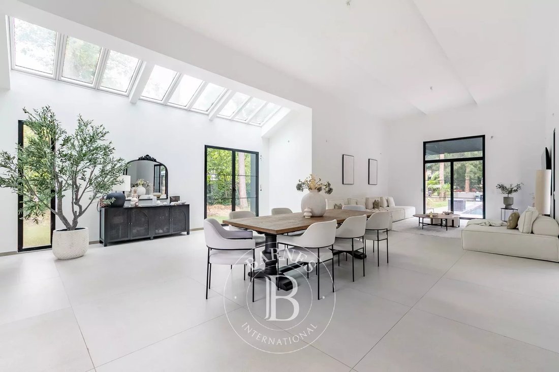 Villa in Ouest, Lamorlaye, France 2 - 16166704