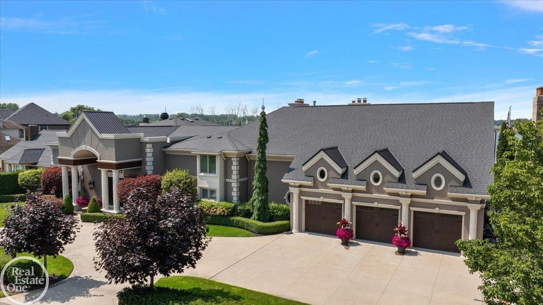 House in Mount Clemens, Michigan, United States 2 - 16065400
