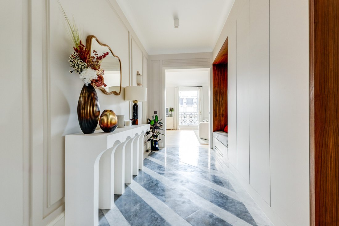 Apartment in Saint Philippe du Roule, Paris 8e Arrondissement, Paris 5 - 15932974