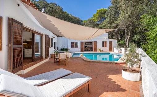 Villa in es Mercadal, Balearic Islands, Spain 1