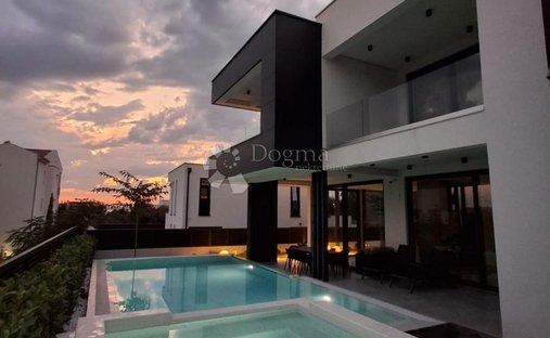 House in Privlaka, Zadar County, Croatia 1