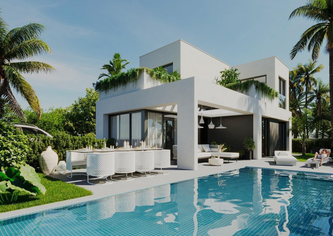 Villa in Finestrat, Valencian Community, Spain 1 - 16151477