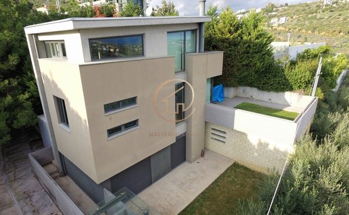 House in Drafi, Pikermi, Attica 1