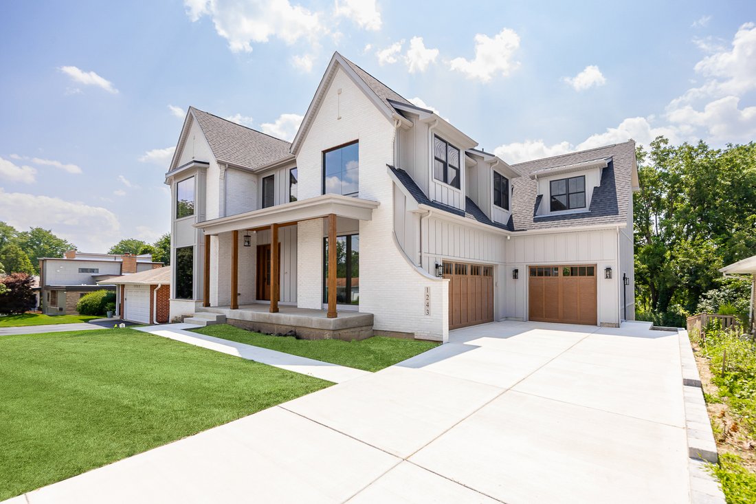 House in Wheaton, Illinois, United States 2 - 16166021