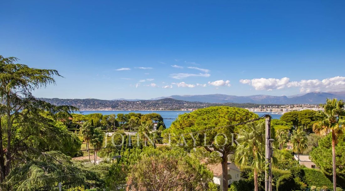 Villa in French Riviera, Provence-Alpes-Côte d'Azur, France 2 - 16164425