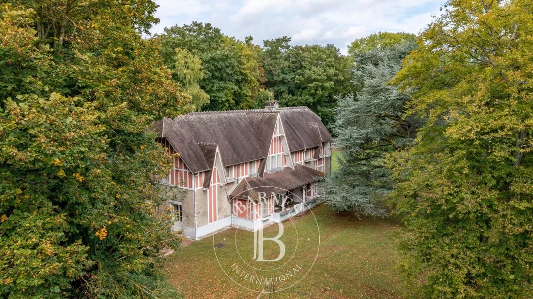 House in Chantilly, Hauts-de-France, France 1 - 15956604
