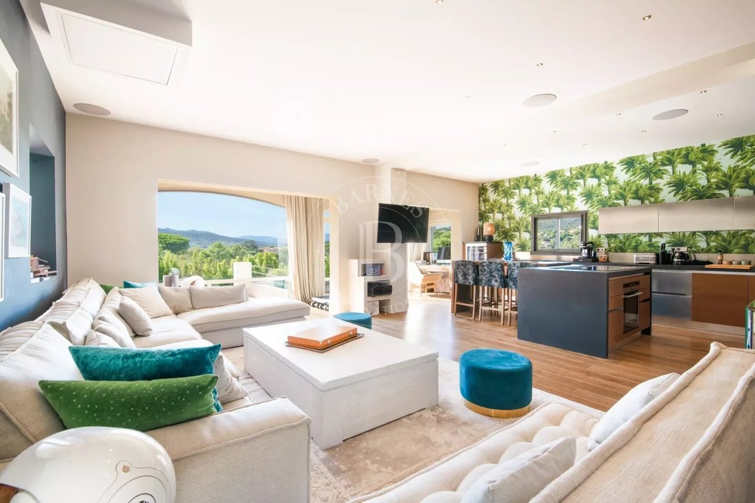 Villa in Nartelle-Noyer-Bellevue-bd des Sardinaux, Sainte-Maxime, France 1 - 14693219