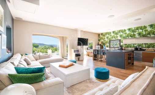 Villa in Nartelle-Noyer-Bellevue-bd des Sardinaux, Sainte-Maxime, France 1