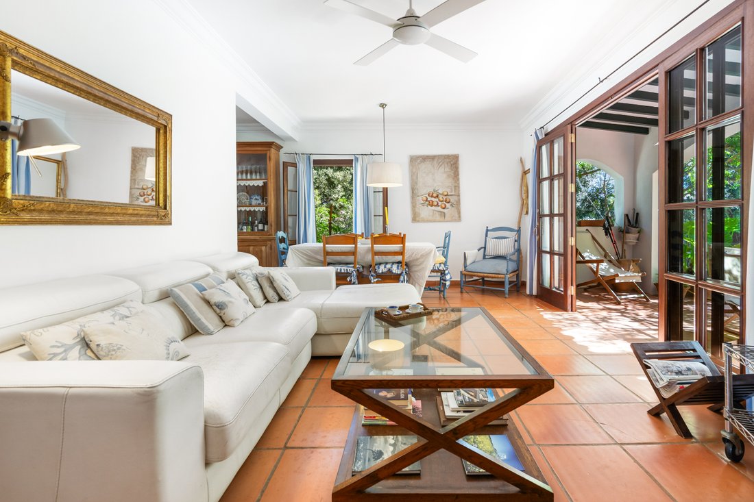 Villa in es Mercadal, Balearic Islands, Spain 4 - 16165086