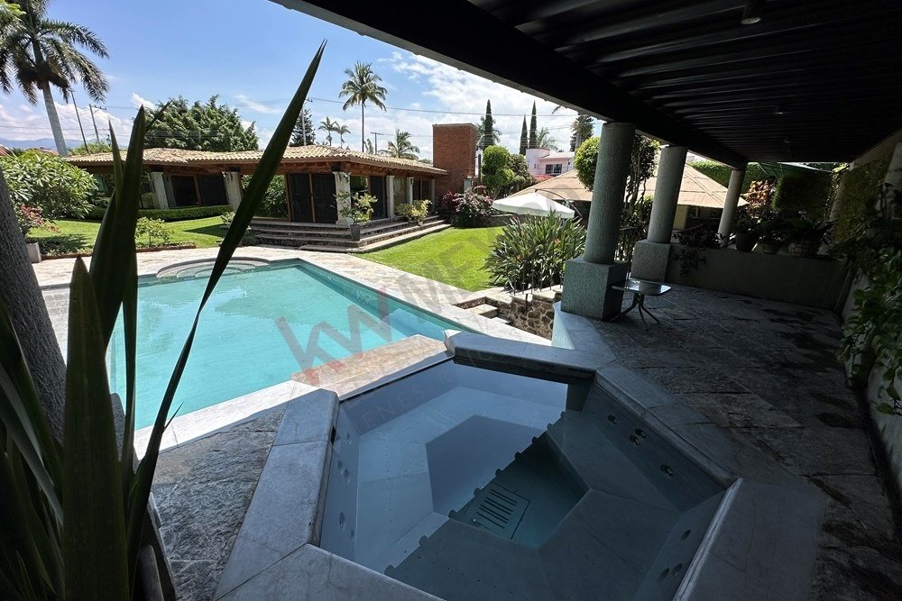 House in Lomas de Cocoyoc, Morelos, Mexico 2 - 16167545