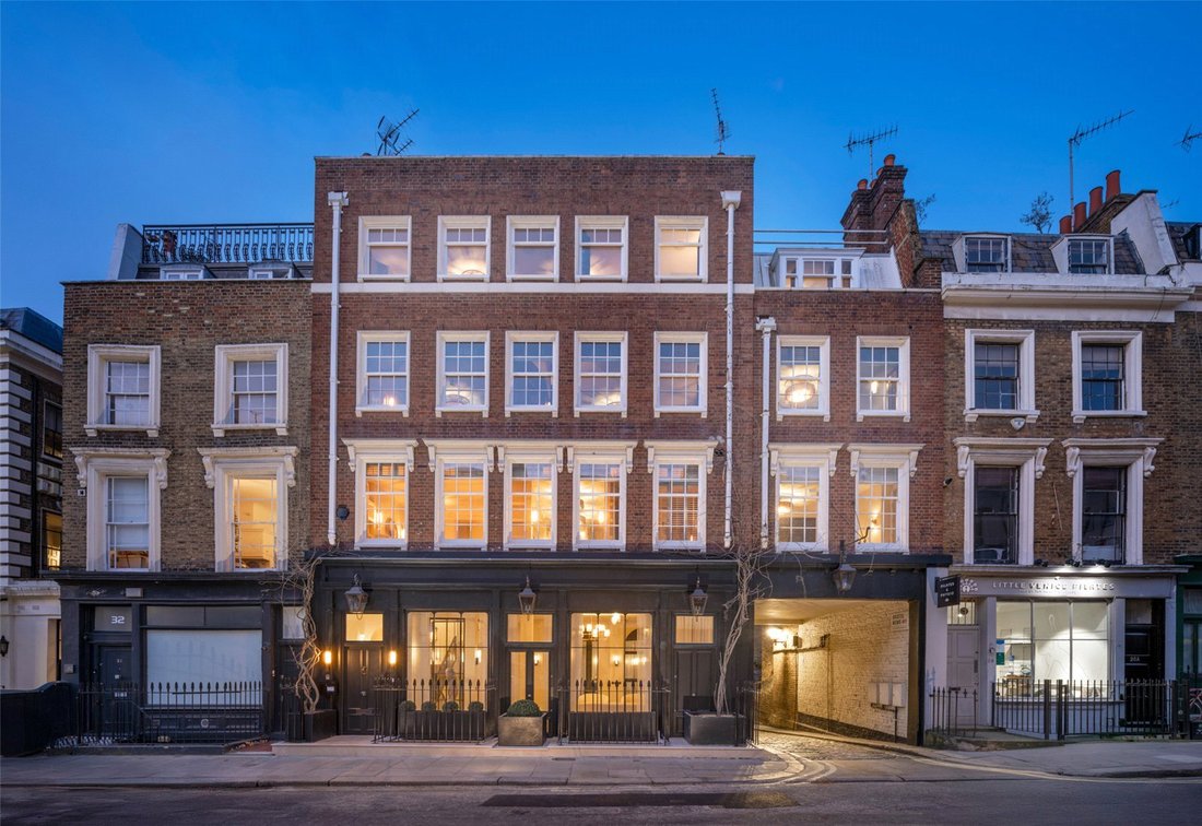 House in Little Venice, Westminster, England 1 - 16165143