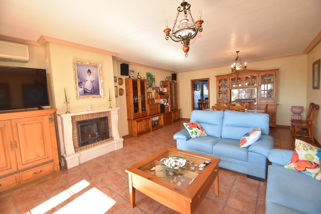 Villa in Los Montesinos, Valencian Community, Spain 3 - 16164707