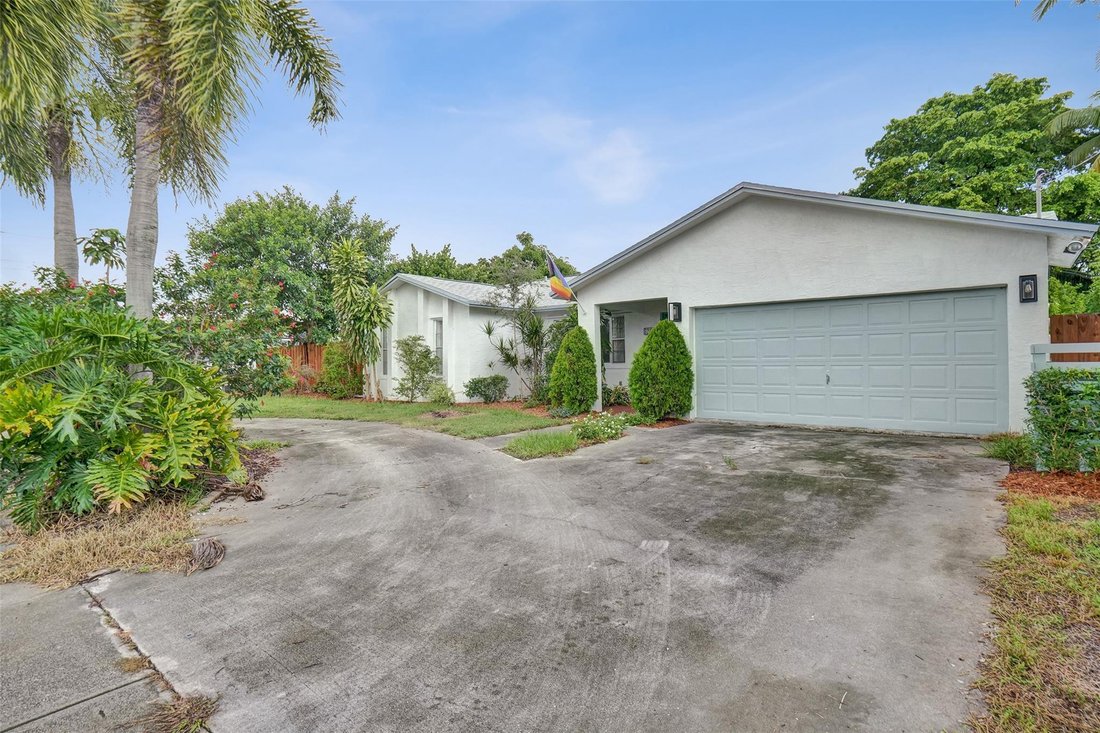House in Miramar, Florida, United States 5 - 16164957