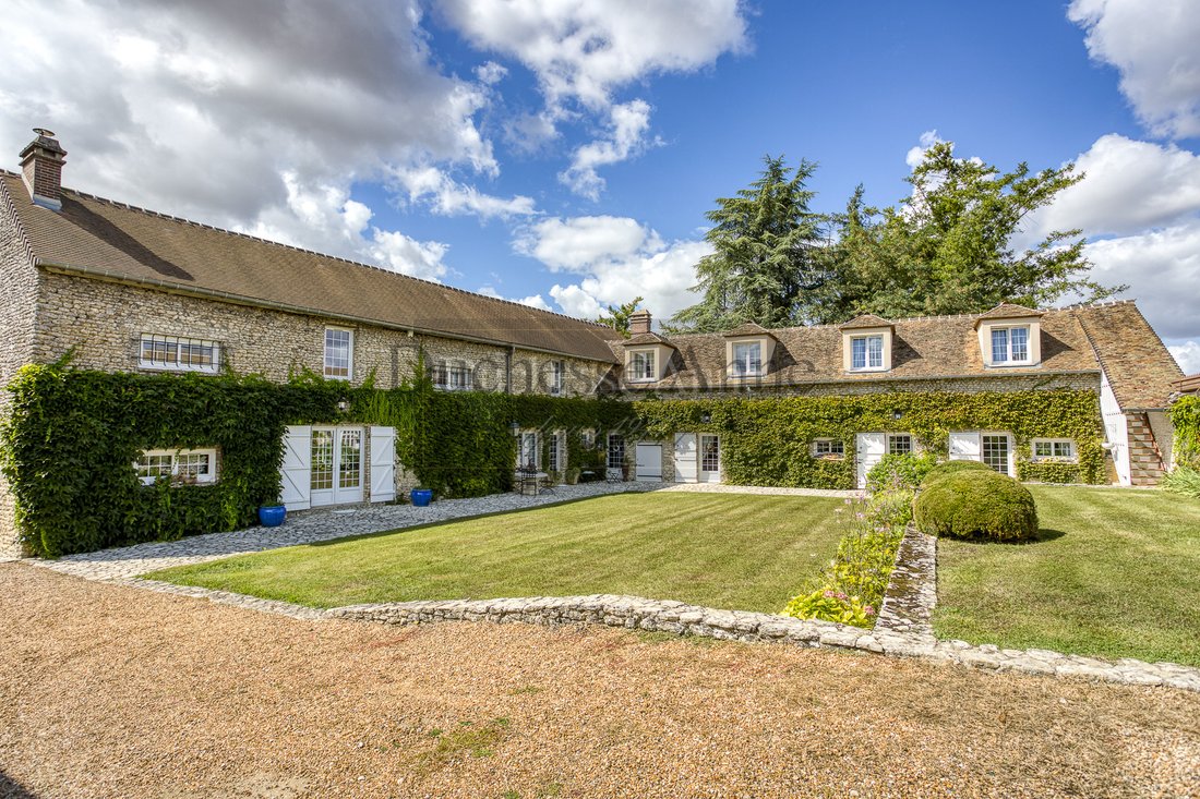 La Ferme des Rêves: A Restored 17th-Century Cider Farm by Whispering Woods