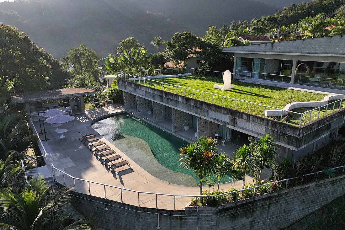 House in Cantagalo, State of Rio de Janeiro, Brazil 5 - 13044063