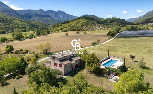 Domaine à Saint-Vincent-sur-Jabron, Provence-Alpes-Côte d'Azur, France 1