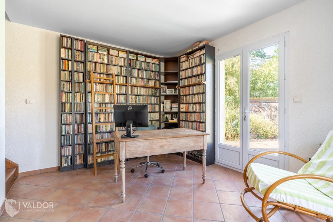 House in Saint-Bernard, Auvergne-Rhône-Alpes, France 5 - 16164394