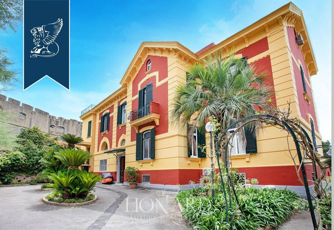 Villa in Vomero, Naples, Campania 1 - 16167223