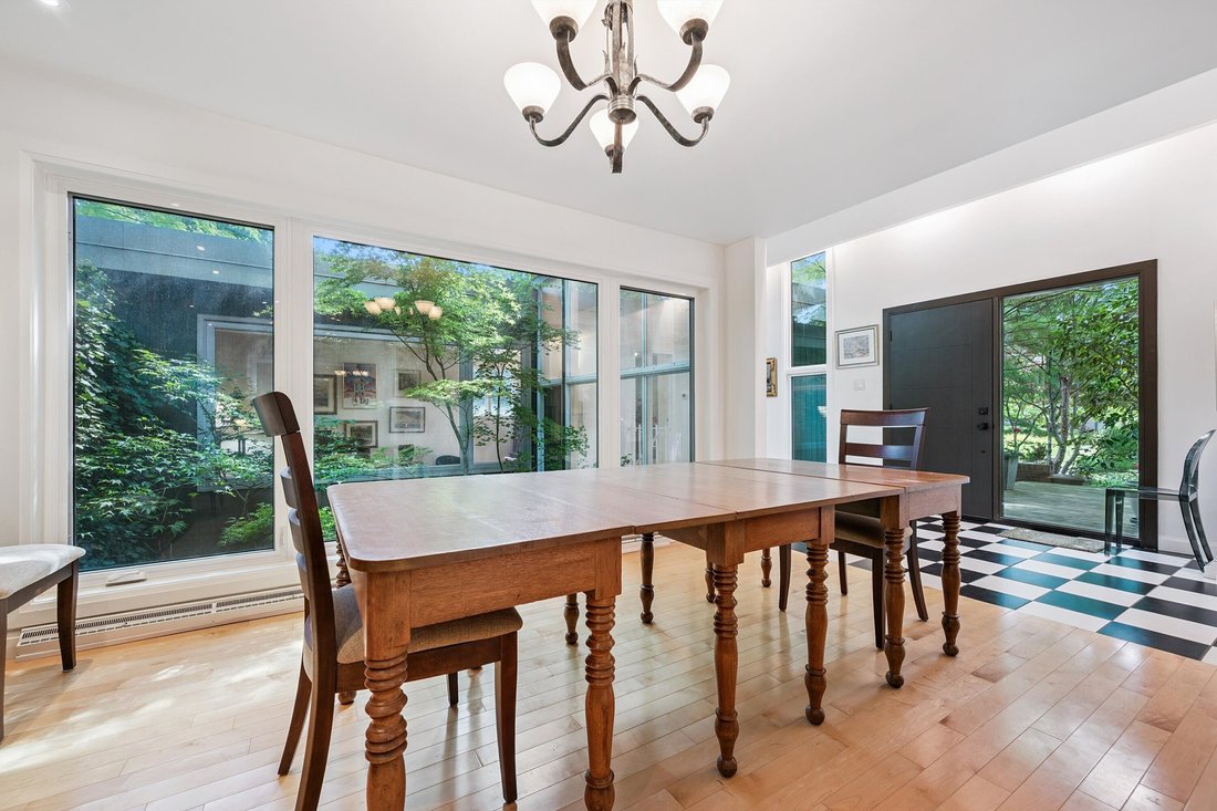 House in Waterloo, Ontario, Canada 4 - 16164985