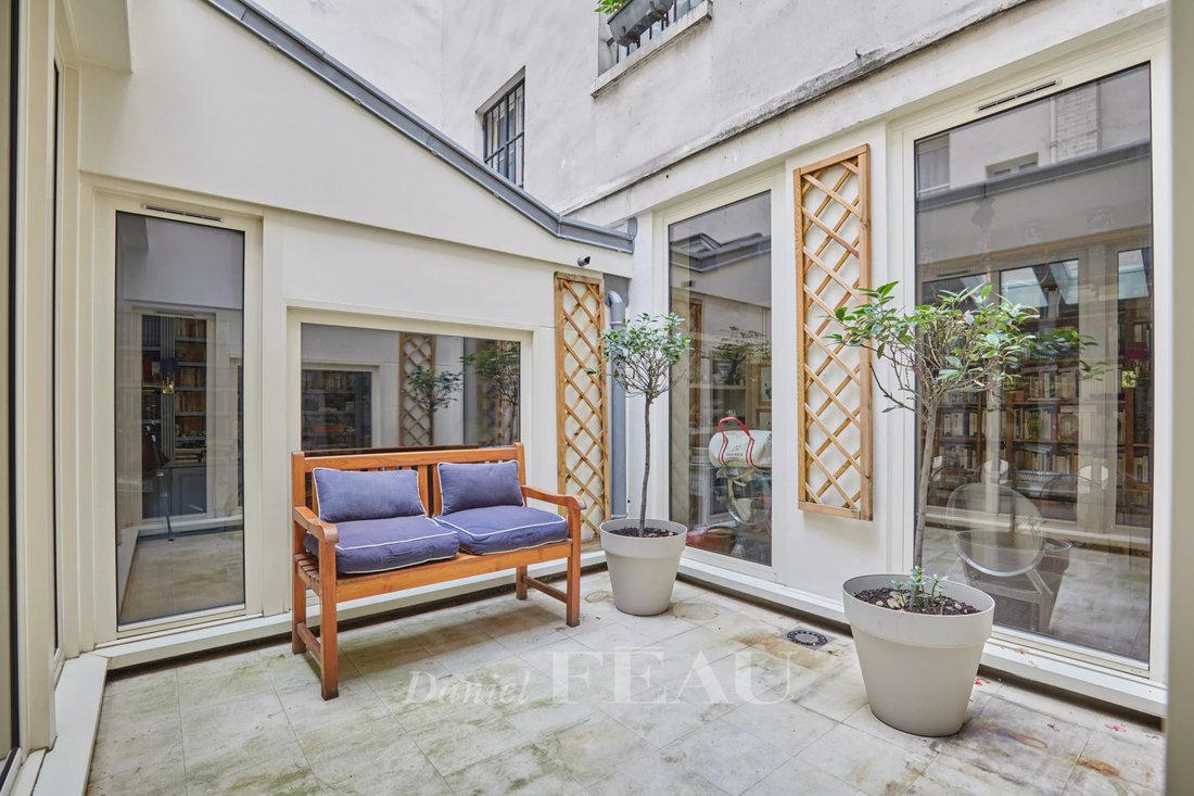 Apartment in Saint Germain des Prés, Paris 6e Arrondissement, Paris 3 - 15309598
