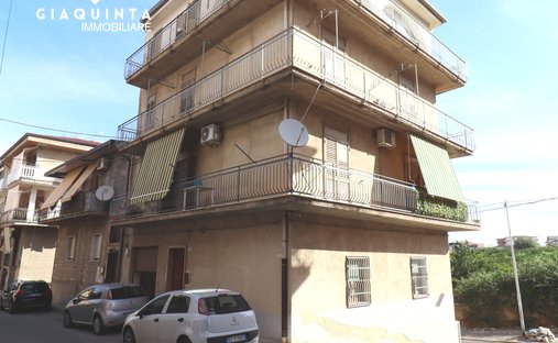 Haus in Palagonia, Sizilien, Italien 1