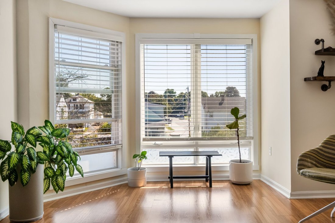 Condo in Medford, Massachusetts, United States 3 - 16175677