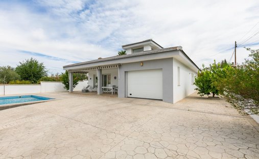 Villa in Cullar Vega, Andalusia, Spain 1