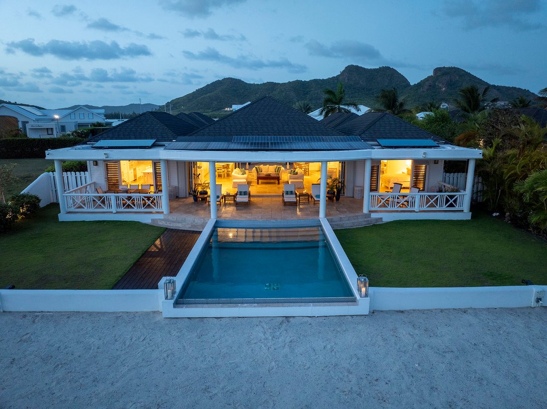 House in Jolly Harbour, Saint Mary, Antigua and Barbuda 1 - 16175843