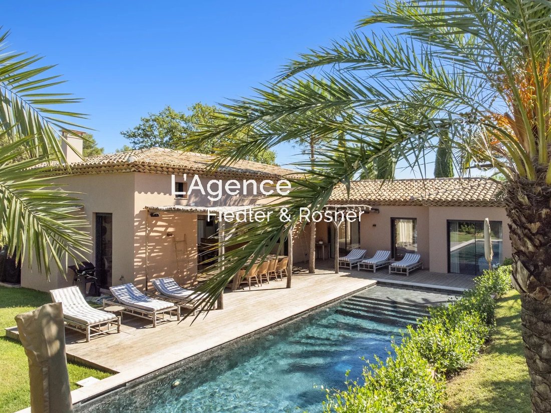 Villa in Zone Est Diffuse, Saint-Tropez, France 2 - 13921900