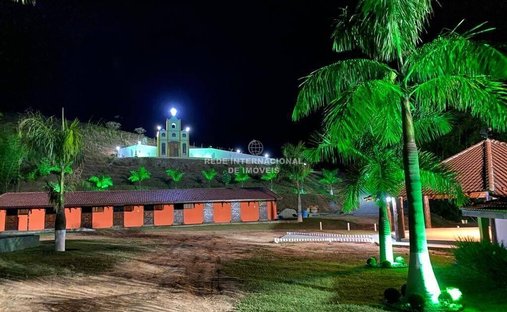 Azienda agricola a Parque Alberto Bayington, San Paolo, Brasile 1