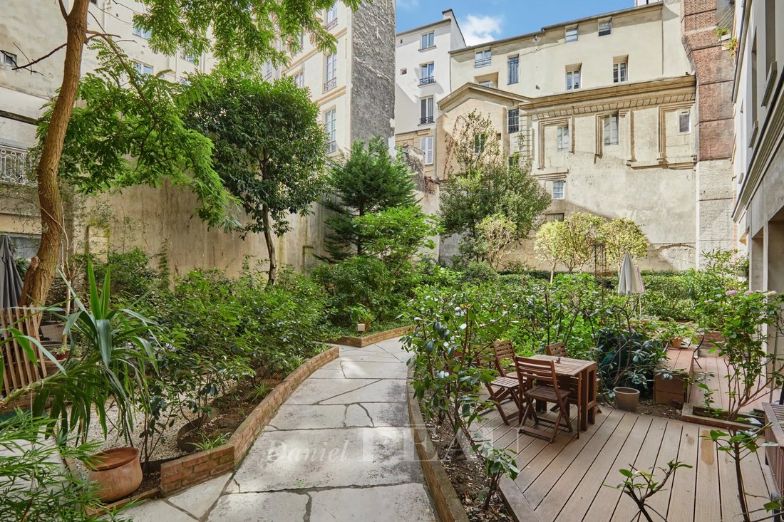 Apartment in Saint Germain des Prés, Paris 6e Arrondissement, Paris 1 - 15309598