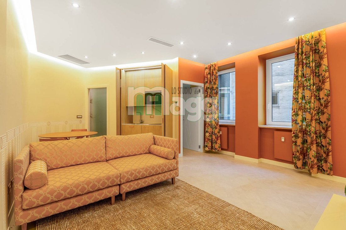 Apartment in Historic Center, Milan, Lombardy 5 - 15743608