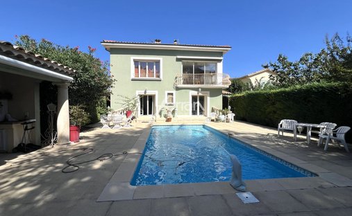Villa in Centre Ancien, Draguignan, France 1