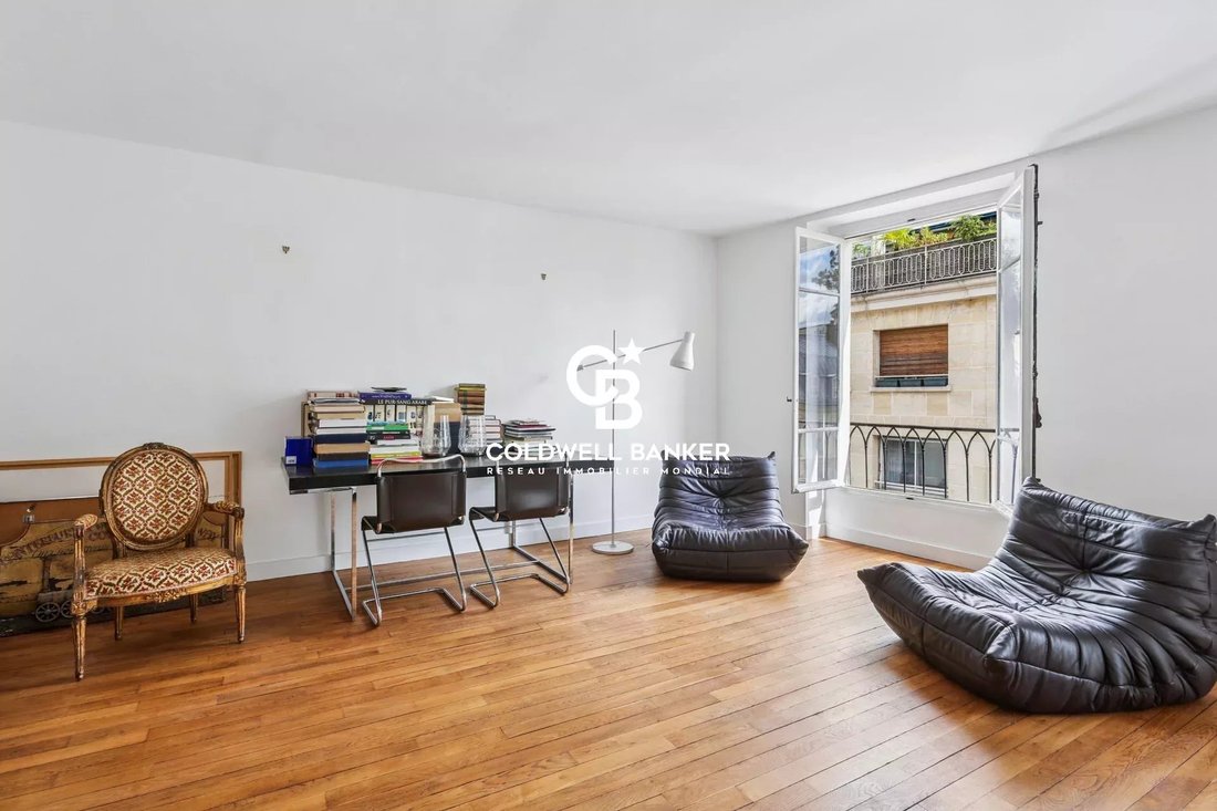 Apartment in Saint Germain l'Auxerrois, Paris 1er Arrondissement, Paris 5 - 16170591