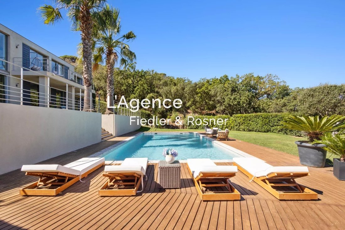 Villa in Ramatuelle, Provence-Alpes-Côte d'Azur, France 4 - 12831117
