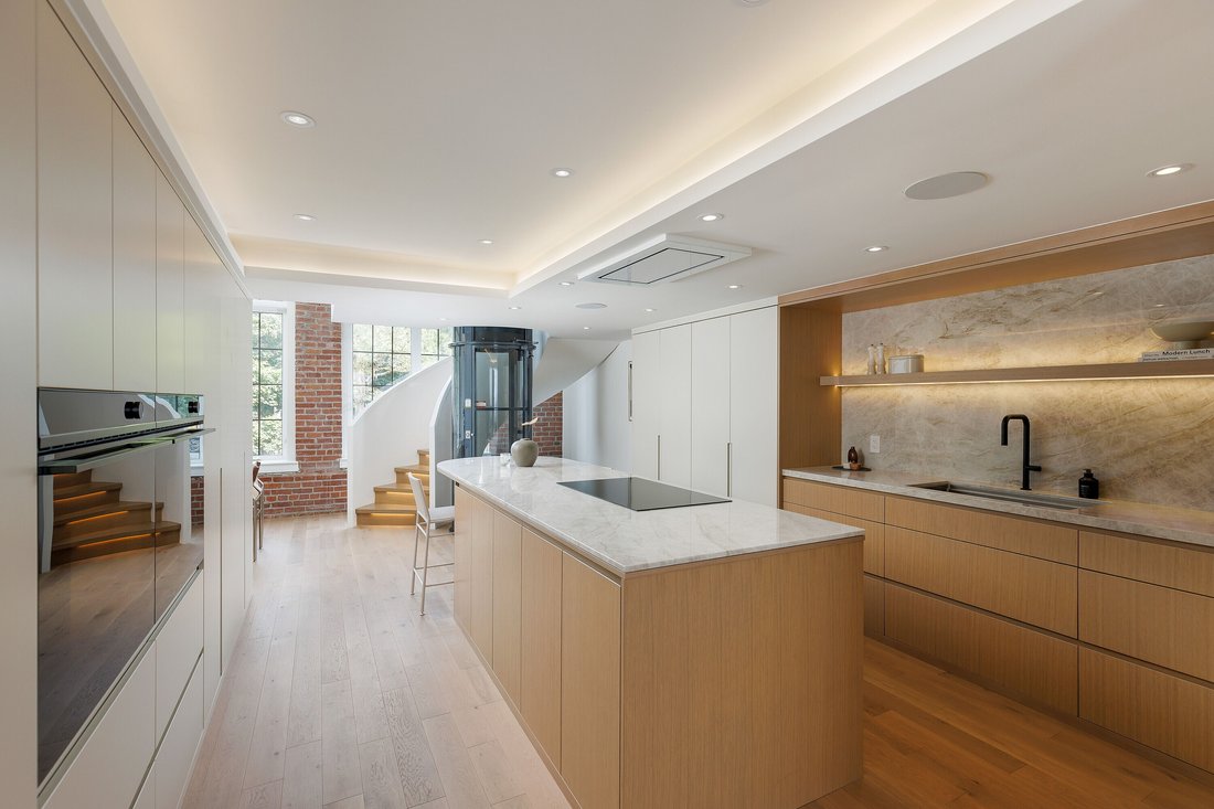 Condo in Toronto, Ontario, Canada 2 - 16171708