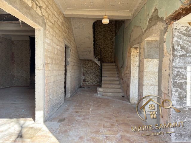 House in Centre Ville, Castries, France 3 - 15707277