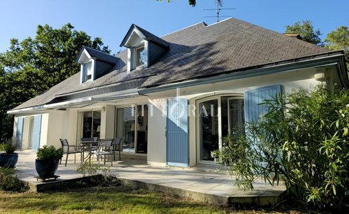 Villa in Carnac, Brittany, France 1