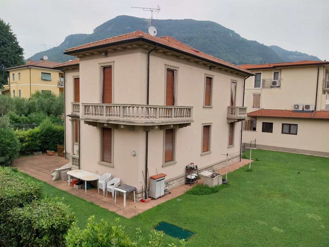 Villa a Salò, Lombardia, Italia 3 - 16177414