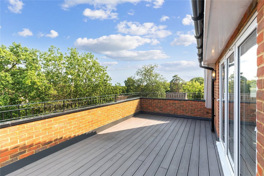 Apartment in Ducks Hill, Hillingdon, England 5 - 16170638