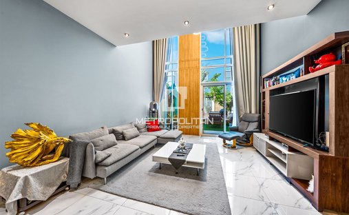 Townhouse in Wadi Al Safa 7, Wadi Al Safa, Dubai 1