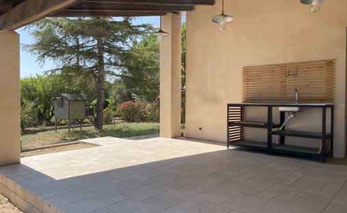 Château Avec Vignoble