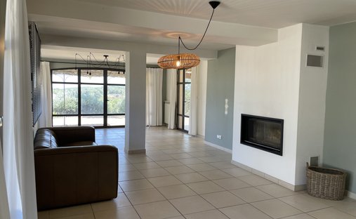 Château Avec Vignoble