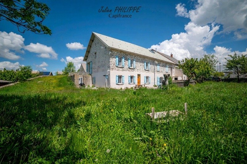 House in Ancelle, Provence-Alpes-Côte d'Azur, France 1 - 16147522