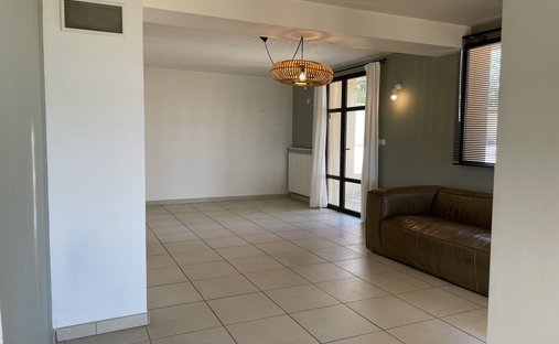 Château Avec Vignoble