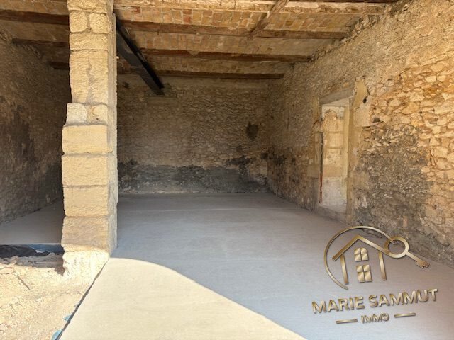 House in Centre Ville, Castries, France 4 - 15707277